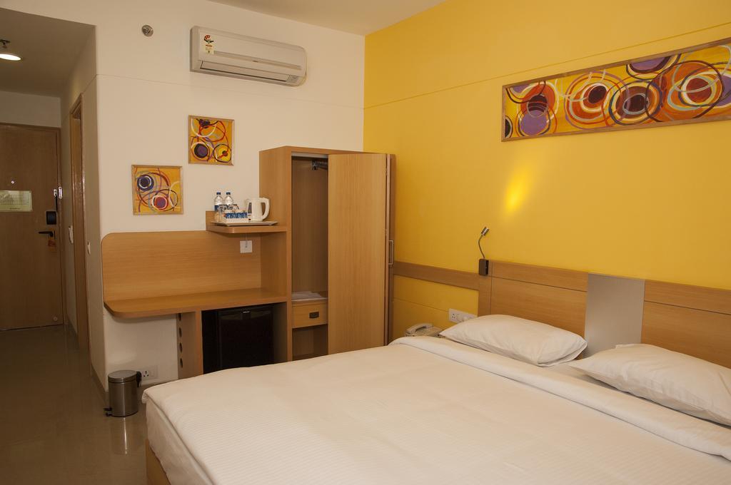 Red Fox Hotel, Chandīgarh Εξωτερικό φωτογραφία