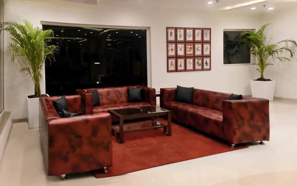 Red Fox Hotel, Chandīgarh Εξωτερικό φωτογραφία